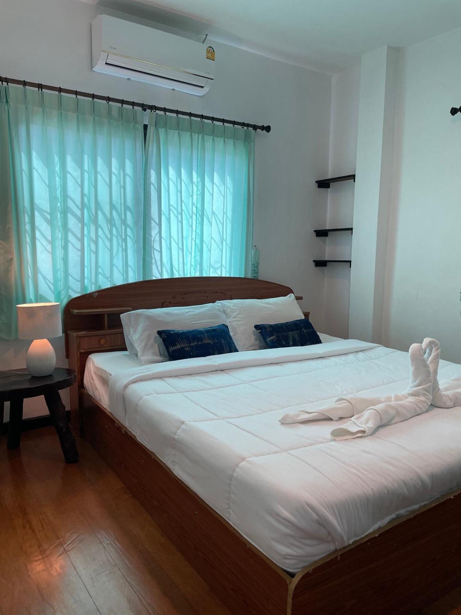 Sunrise Beach Villa Surat Thani Quarto foto