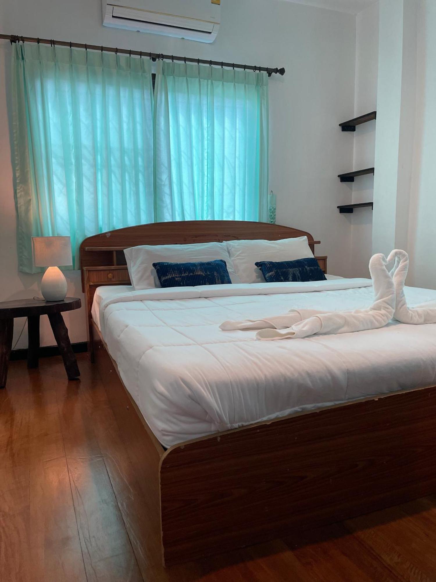 Sunrise Beach Villa Surat Thani Quarto foto